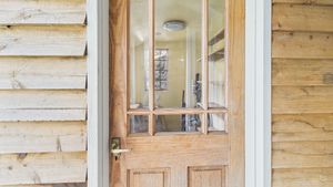 Photo 14- click for photo gallery